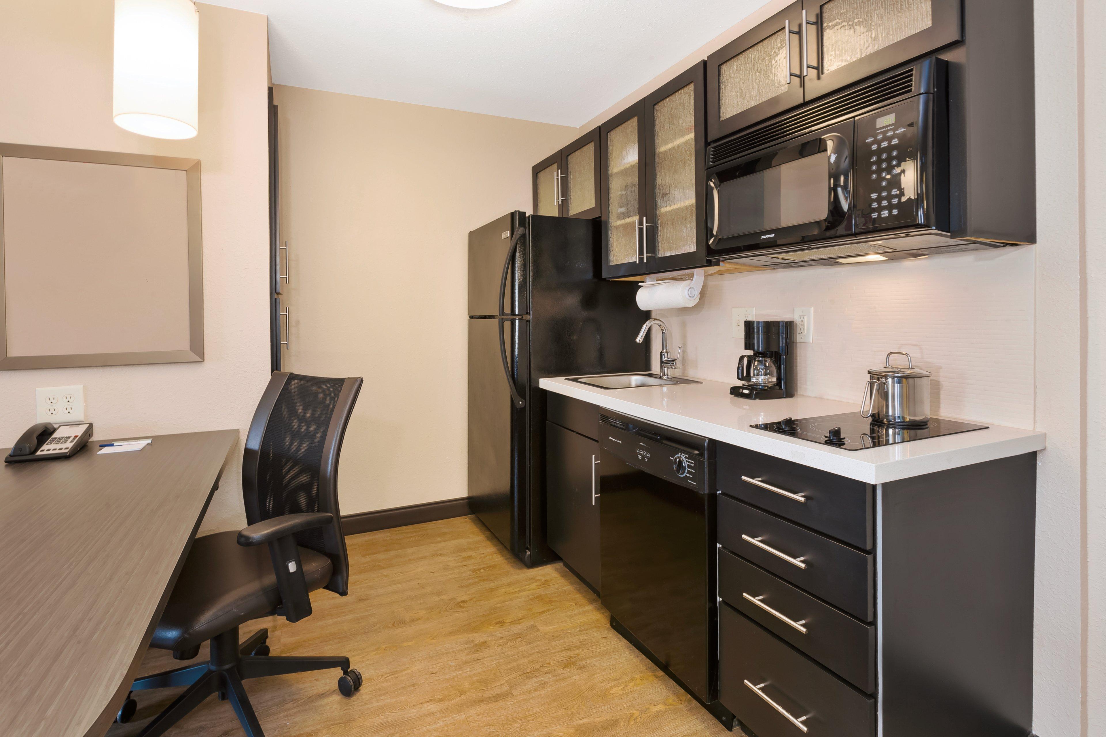 Candlewood Suites Rocky Mount By Ihg Exteriör bild